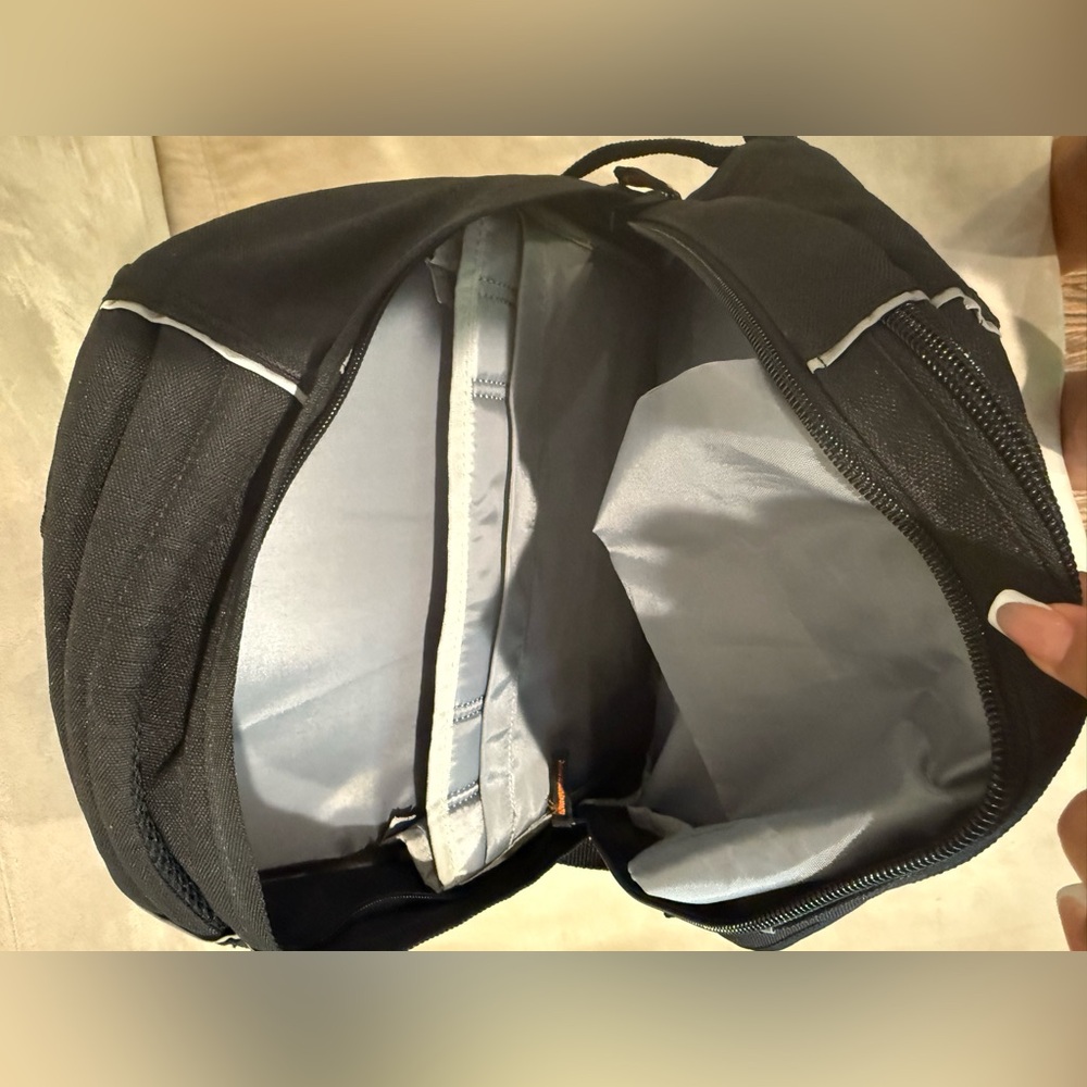 Basic Black‎ Backpack for Men - Picture 5 of 7